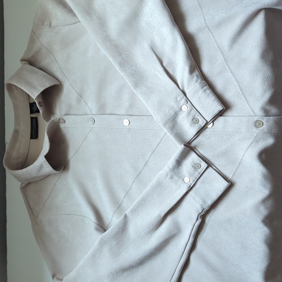 Relativity Woman Suit Tan Faux Suede 2 pc Suit Maxi Skirt & Button Up Top 1X - Picture 6 of 11